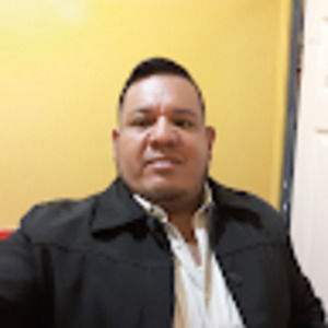 Meet your Posher, Samy mauricio